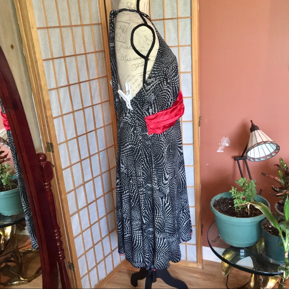 * SOLD* Torrid Halter Retro Pin-Up Black Dress - Picture 2 of 13